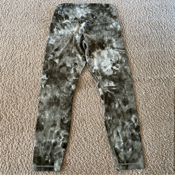 Lululemon Align Pant 25’ Diamond Dye Light Sage Army Green Olive Size 8 - Picture 3 of 6